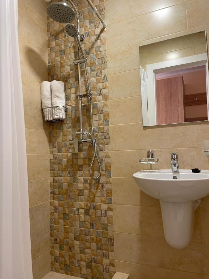 Hotel Olt By Ventura มามายา ภายนอก รูปภาพ